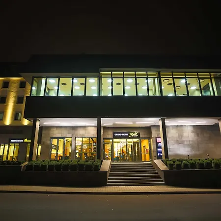 Hvd Grand Business & Leisure Hotel 4*