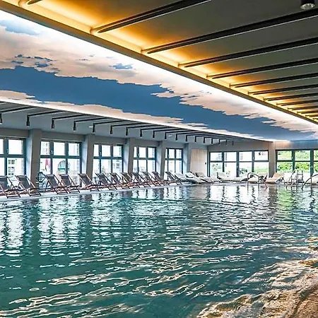 Hvd Grand Business & Leisure Otel