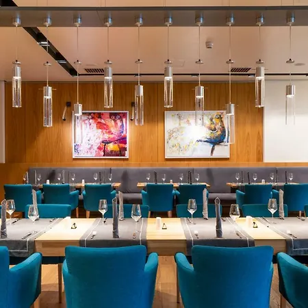 Hvd Grand Business & Leisure 酒店 4*