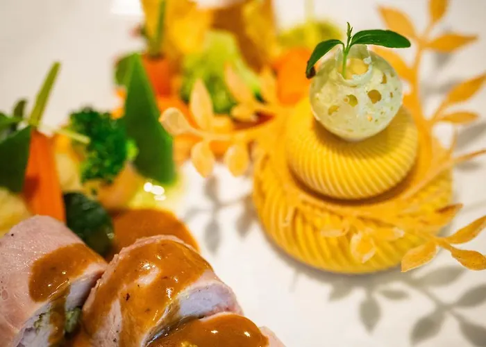 Hvd Grand Business & Leisure Hotel 4*