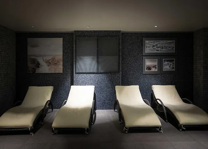 Hvd Grand Business & Leisure Hotel 4*