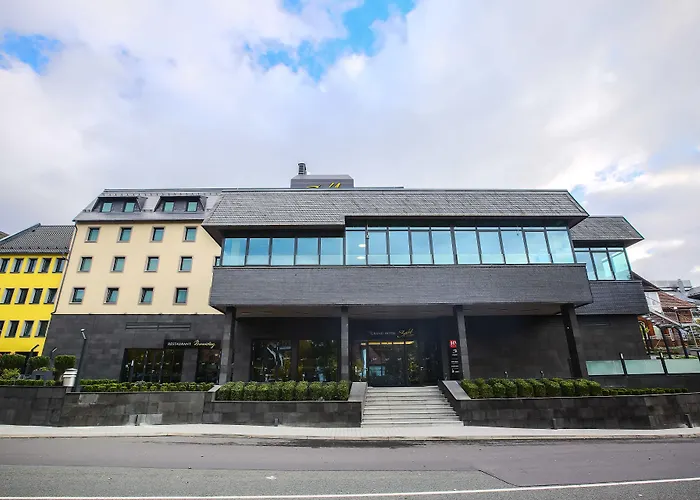 Hvd Grand Business & Leisure Szálloda 4*